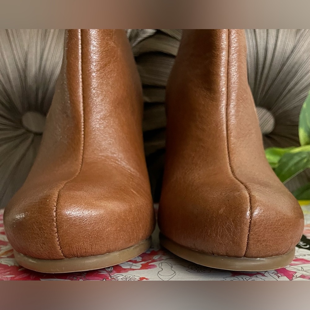 Gorgeous Chinese Laundry Nappa Leather Booties! - Picture 7 of 9